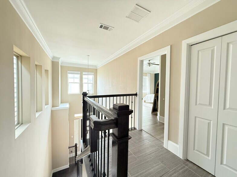Building Photo - 8809 Ashbloom Ln