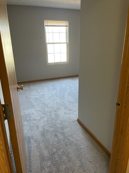 Building Photo - 122 Shay St