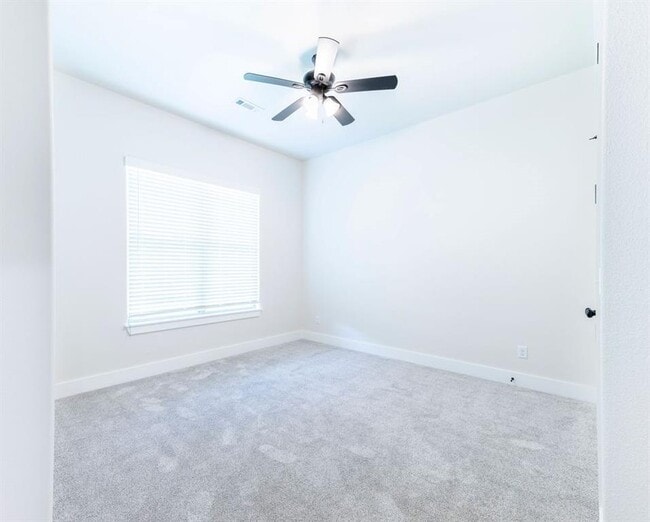 Building Photo - 714 King Arthur Dr