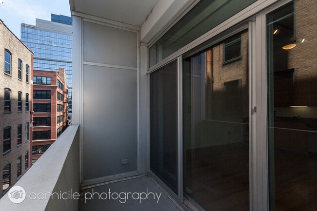 Building Photo - 630 N Franklin St