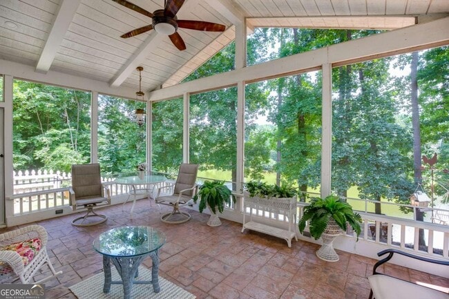 Building Photo - 6440 Deep Woods Ct