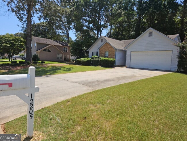 Building Photo - 12205 Cypress Way