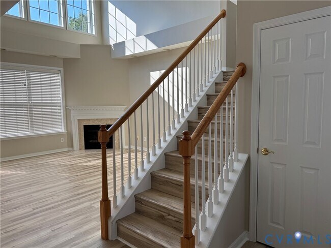 Building Photo - 940 Jamerson Ln