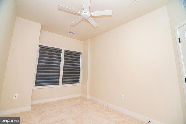 Building Photo - 9011 Amelung St