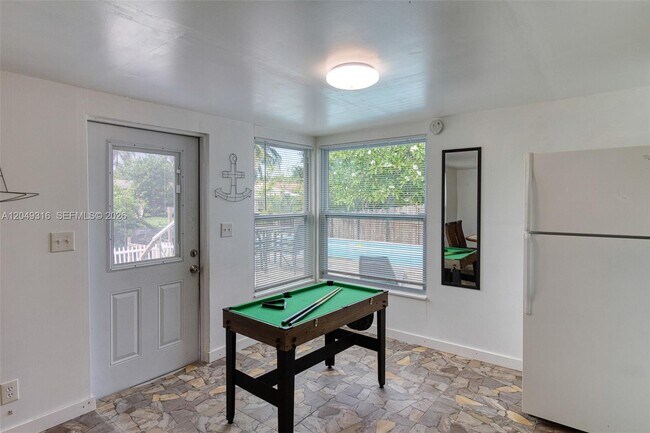 Building Photo - Grant Street, Hollywood, FL 33021 - 3 BR 2 BA house