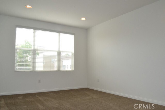 Building Photo - 149 E Commercial St