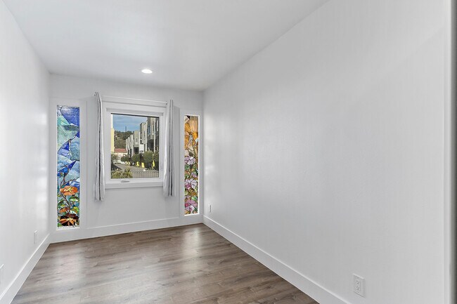 Building Photo - 4364 Toland Way