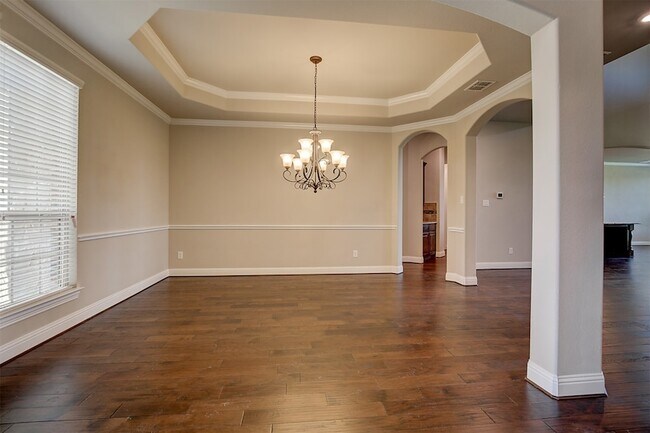 Building Photo - 9006 Forest Park Ct