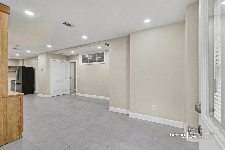 Building Photo - 1920 Lena Carter Rd