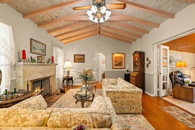 Building Photo - 430 NE 52nd Terrace