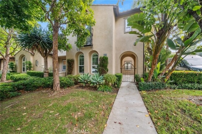 Primary Photo - 236 Terra Cotta