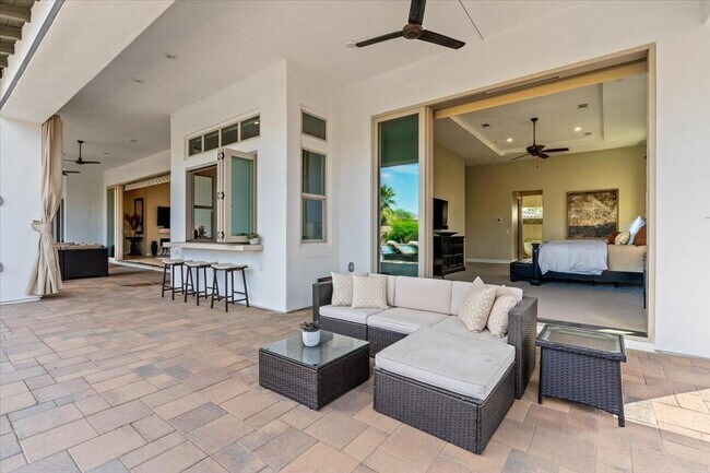 Building Photo - 54770 Cavalcade Ct