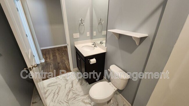 Building Photo - 731 Liberty Walk Ln