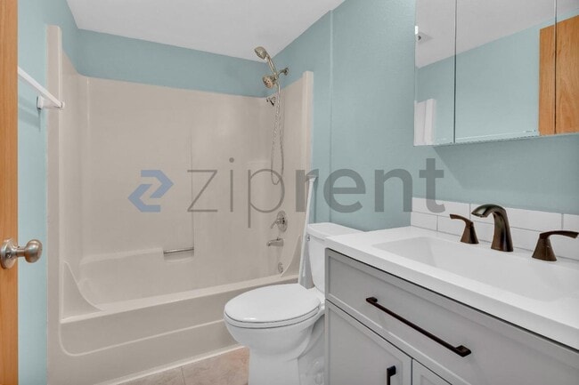 Building Photo - 264 Cervantes Cir