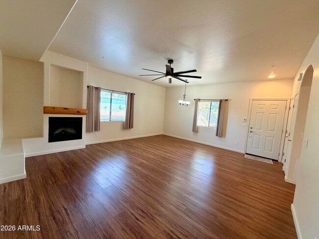 Building Photo - 4210 N Montezuma Ave