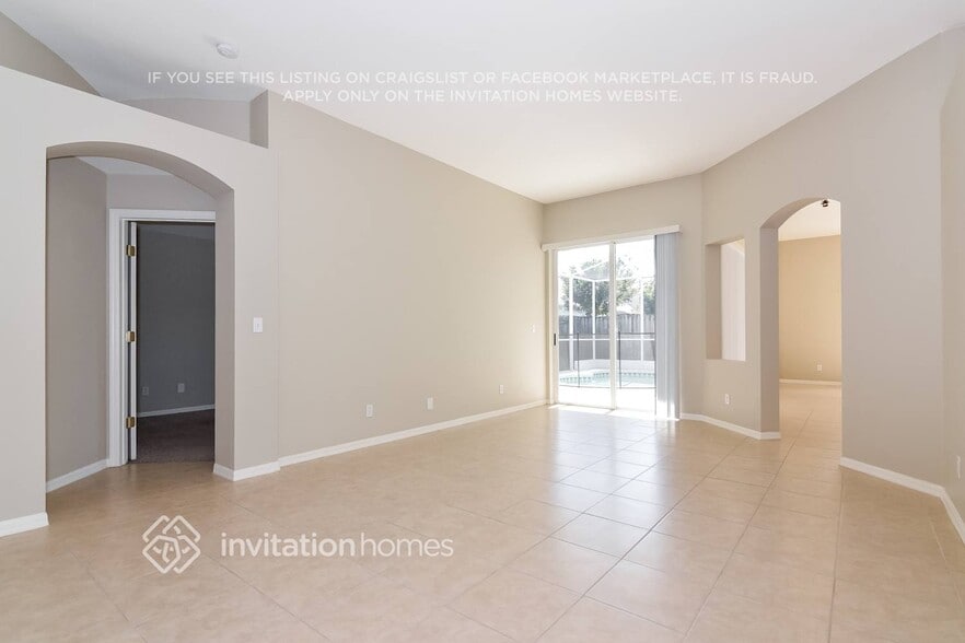 Building Photo - 2614 Brookville Dr