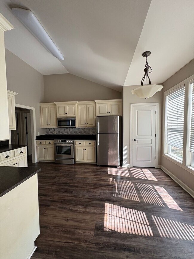 Building Photo - 540 Orchard Cir
