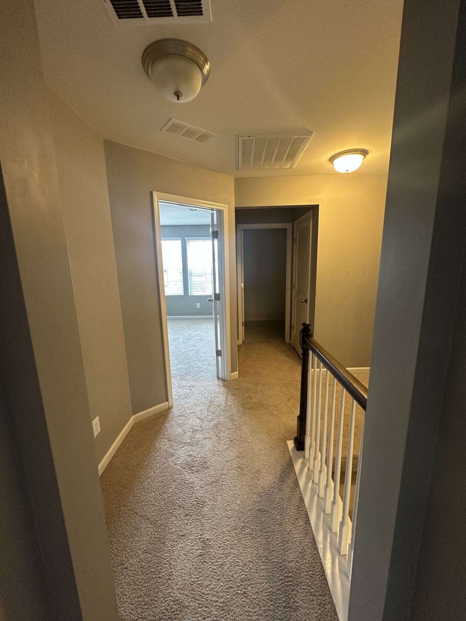 Building Photo - 4714 Venito St
