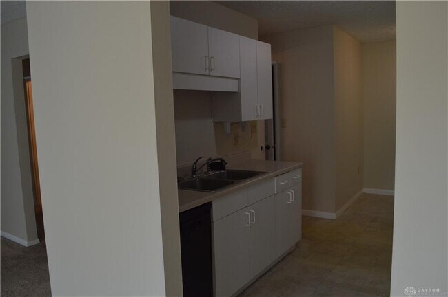 Building Photo - 1217 Robbins Run Ct