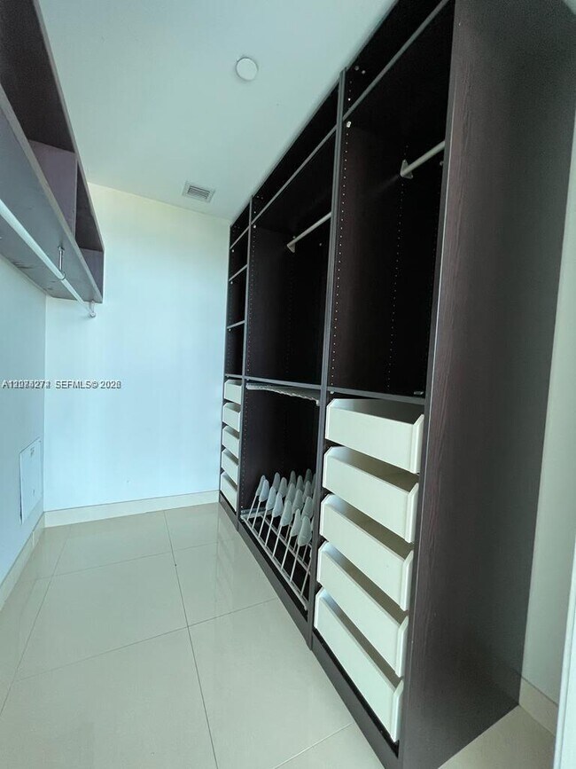 Building Photo - 888 Biscayne Blvd
