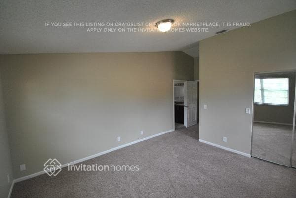 Building Photo - 10364 Sunstream Ln