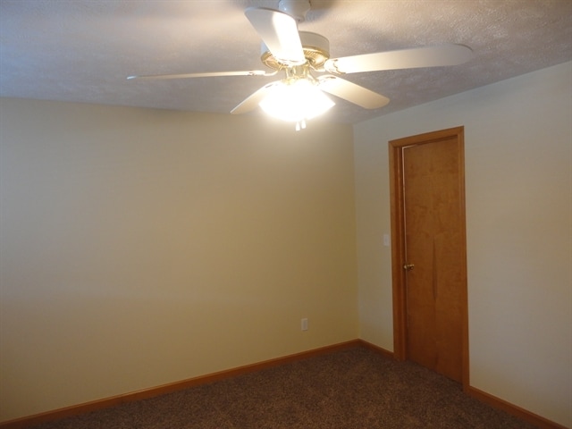 Building Photo - 200 Staffordshire Dr NE