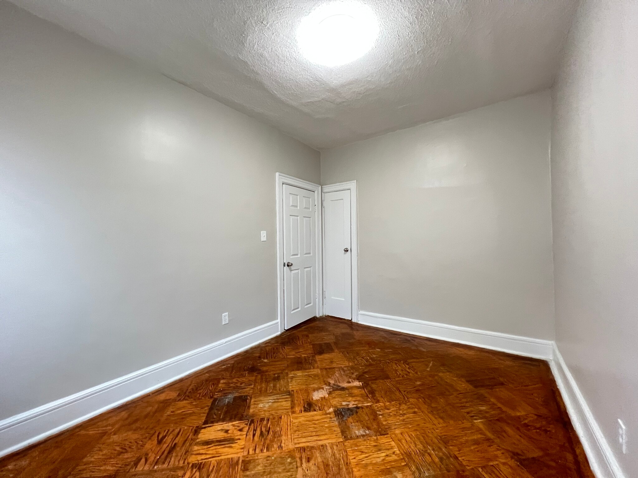 54 Linden Ave 303 - 57 Linden Ave