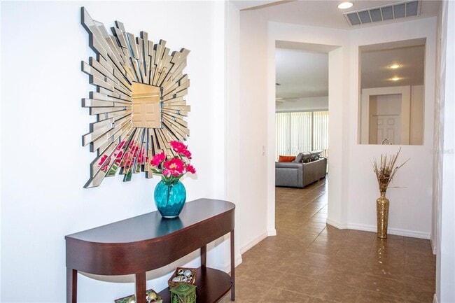 Building Photo - 2666 Rosemont Cir