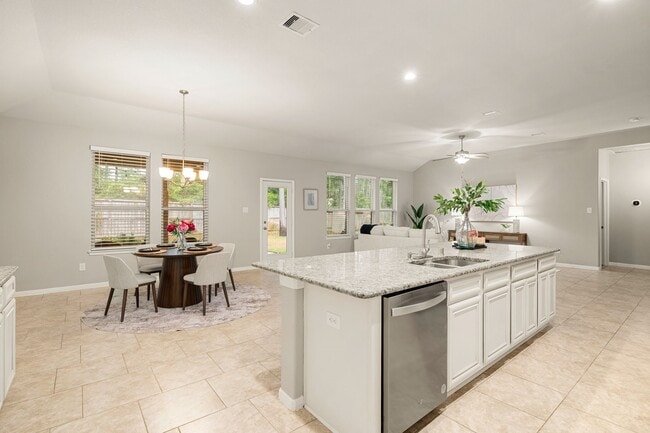 Building Photo - 14023 Beaverhead Range Ct