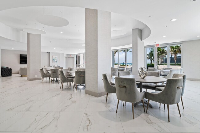 Building Photo - 5200 N Ocean Dr