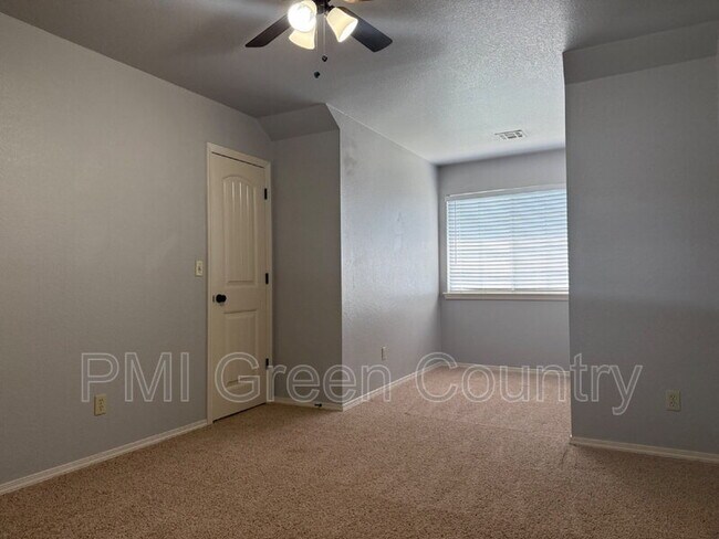 Building Photo - 3710 West 108th Ct S