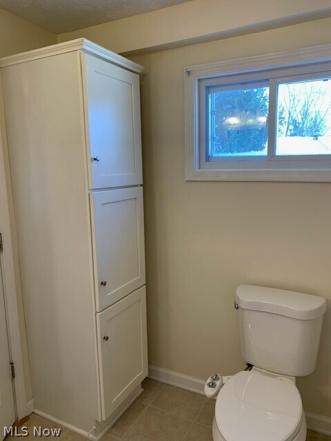 Building Photo - 1040 Moneta Ave