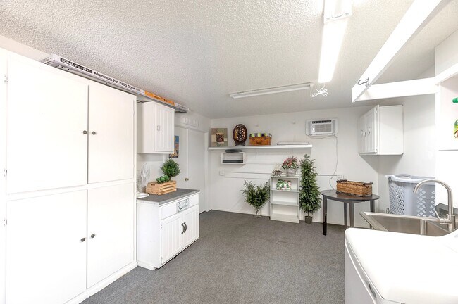 Building Photo - 12414 W Nugget Ct