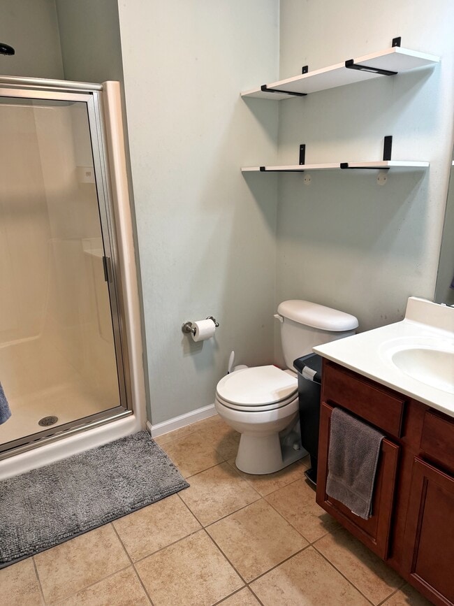 Building Photo - 703 Stagecoach Dr