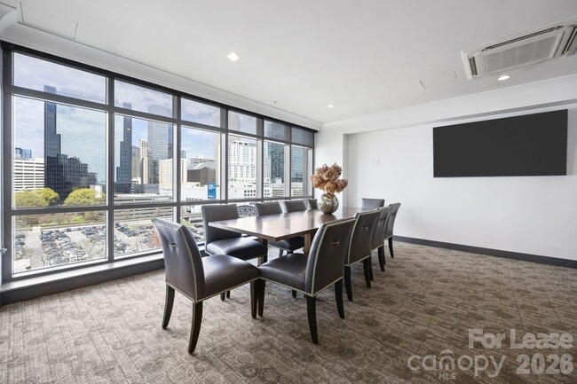 Building Photo - 222 S Caldwell St