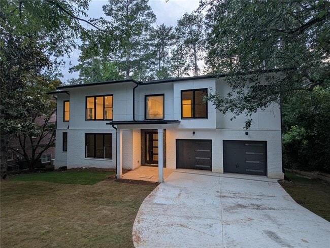 Building Photo - 3196 Towerview Dr NE
