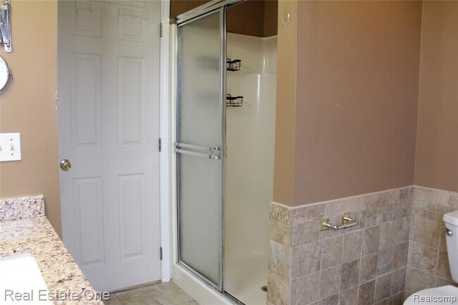 Building Photo - 40690 Bluesprings Ct