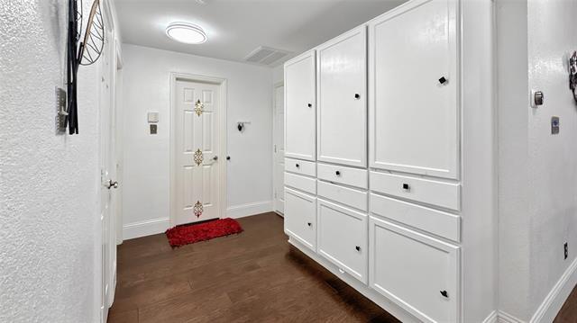 Building Photo - 7848 Ravens Cliff Dr