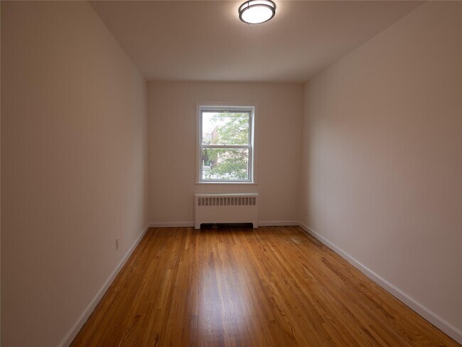Building Photo - 22-14 49th St