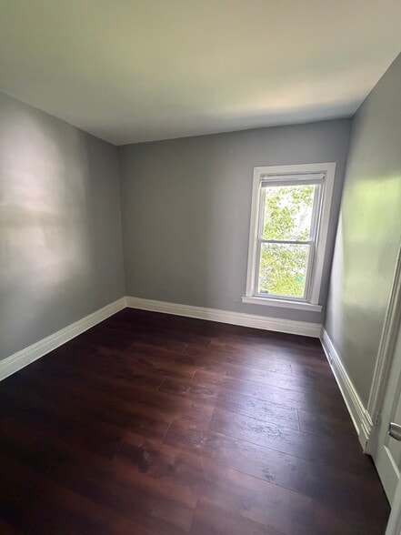 Building Photo - 47 Abbottsford Pl