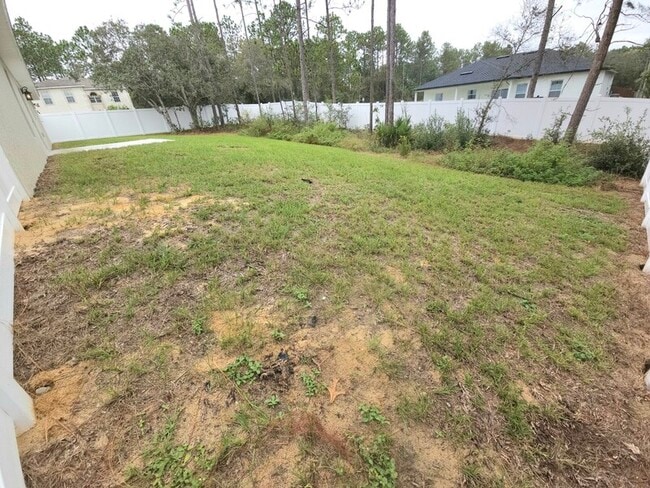 Building Photo - 7649 W Normandy Pl