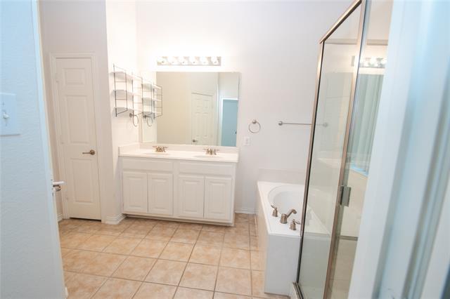 Building Photo - 4616 Daisy Leaf Dr