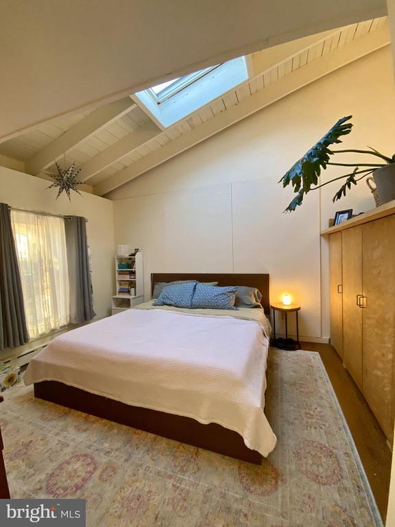 Building Photo - 6 Coryell St