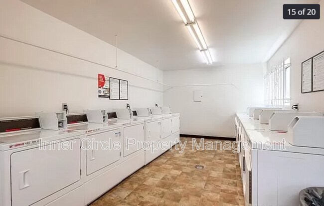 Building Photo - 3276 Ashford St