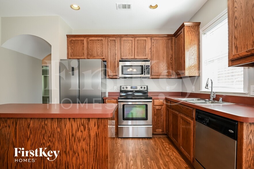 Building Photo - 1309 Honeywood Ln