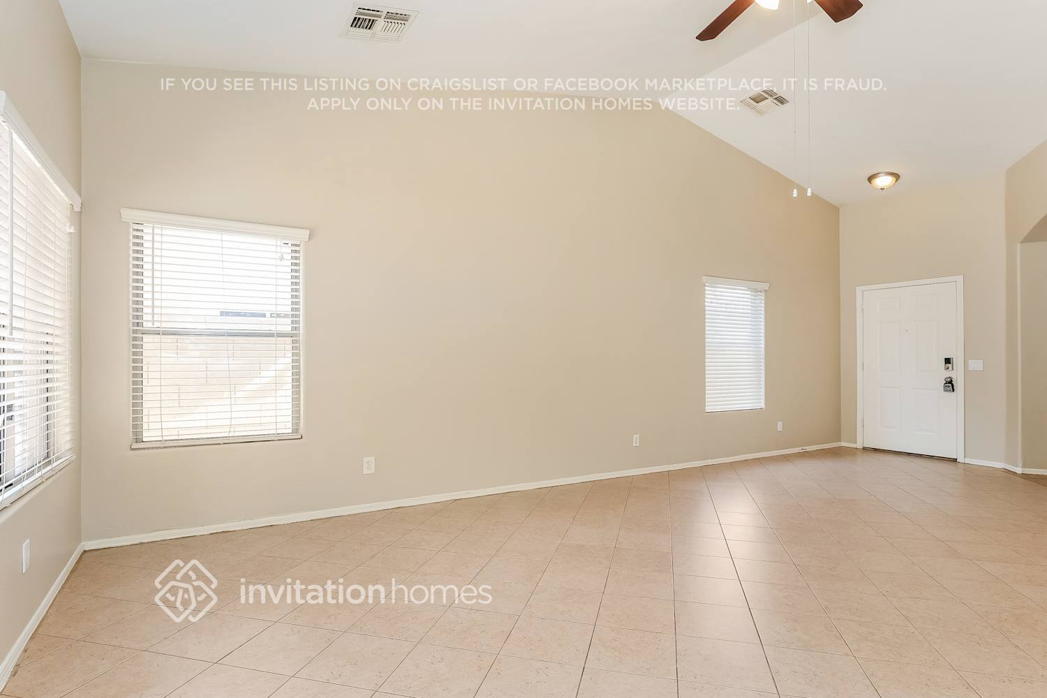 Building Photo - 9121 W MacKenzie Dr