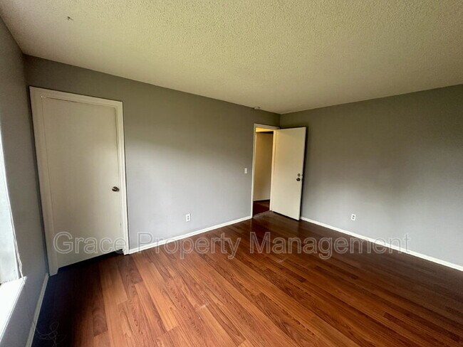 Building Photo - 15941 E Princeton Ave