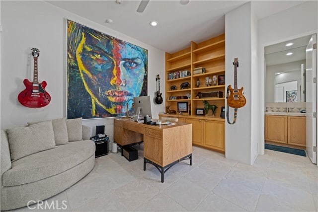 Building Photo - 78840 Lima