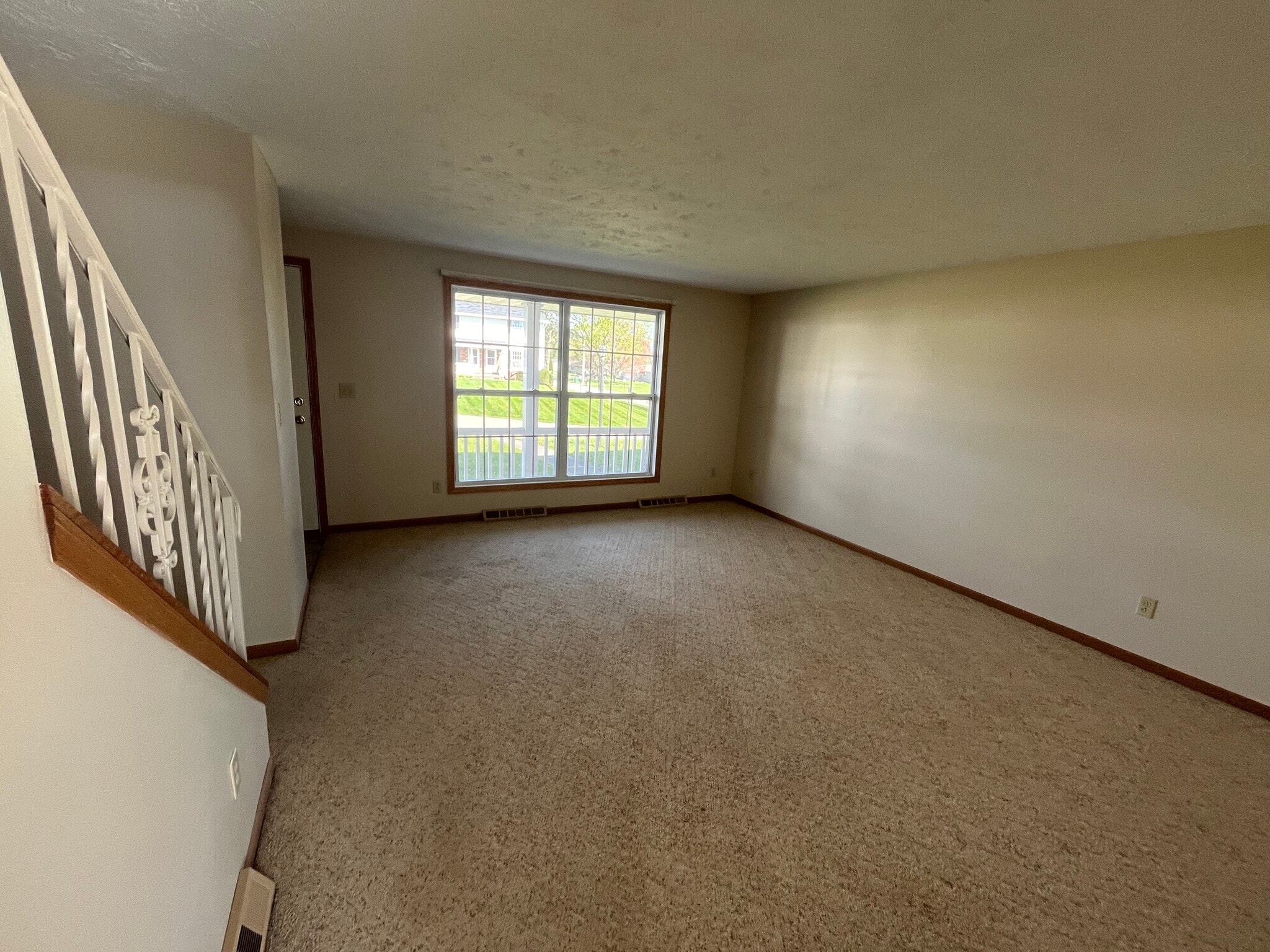 Building Photo - 1171 Yuma Cir NE