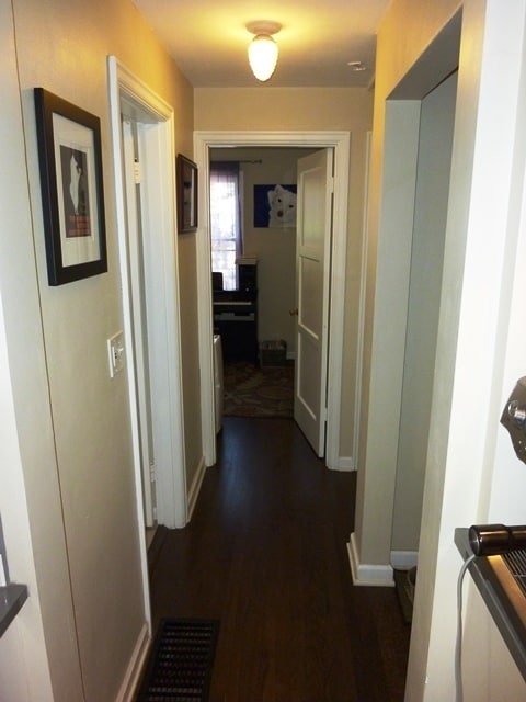 Building Photo - Delightful Home